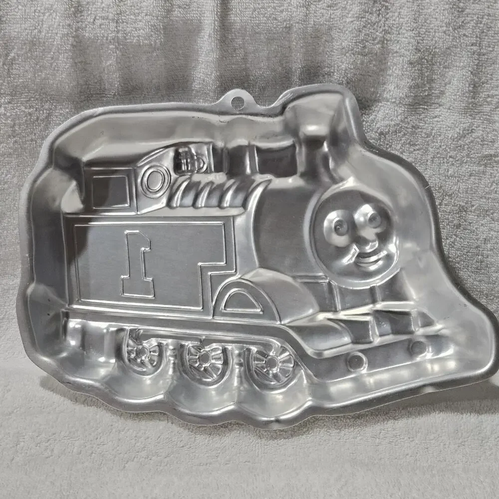Vintage 1994 Wilton Thomas The Tank Engine Cake Pan 2105-1349 w/ Insert